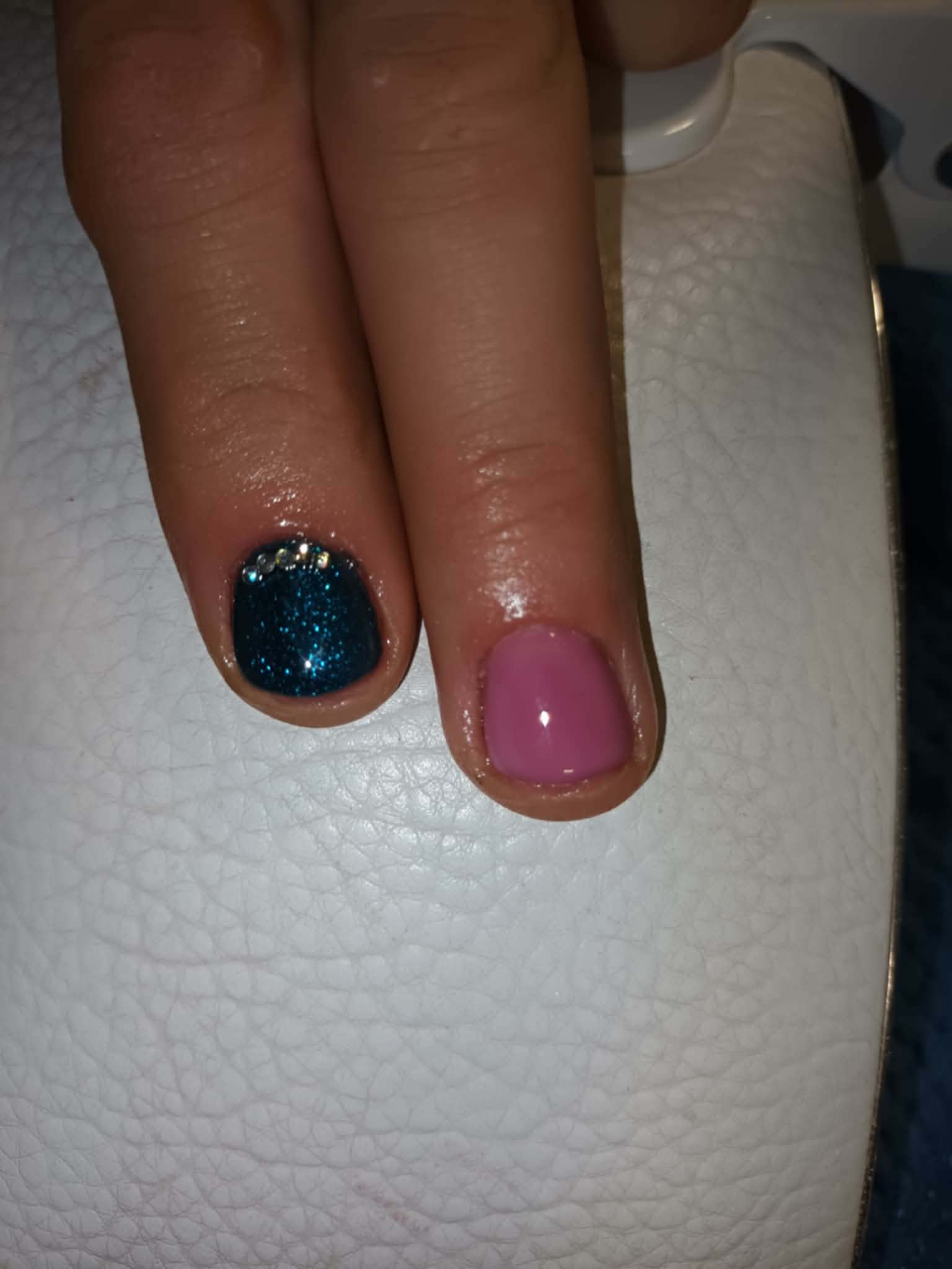 Dragons motívumos körmök